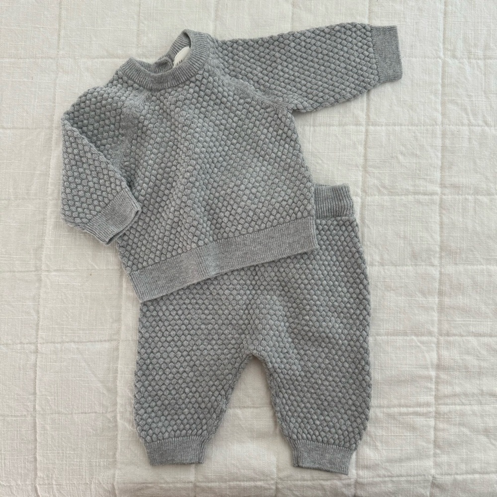 H&M Newborn Matching Set